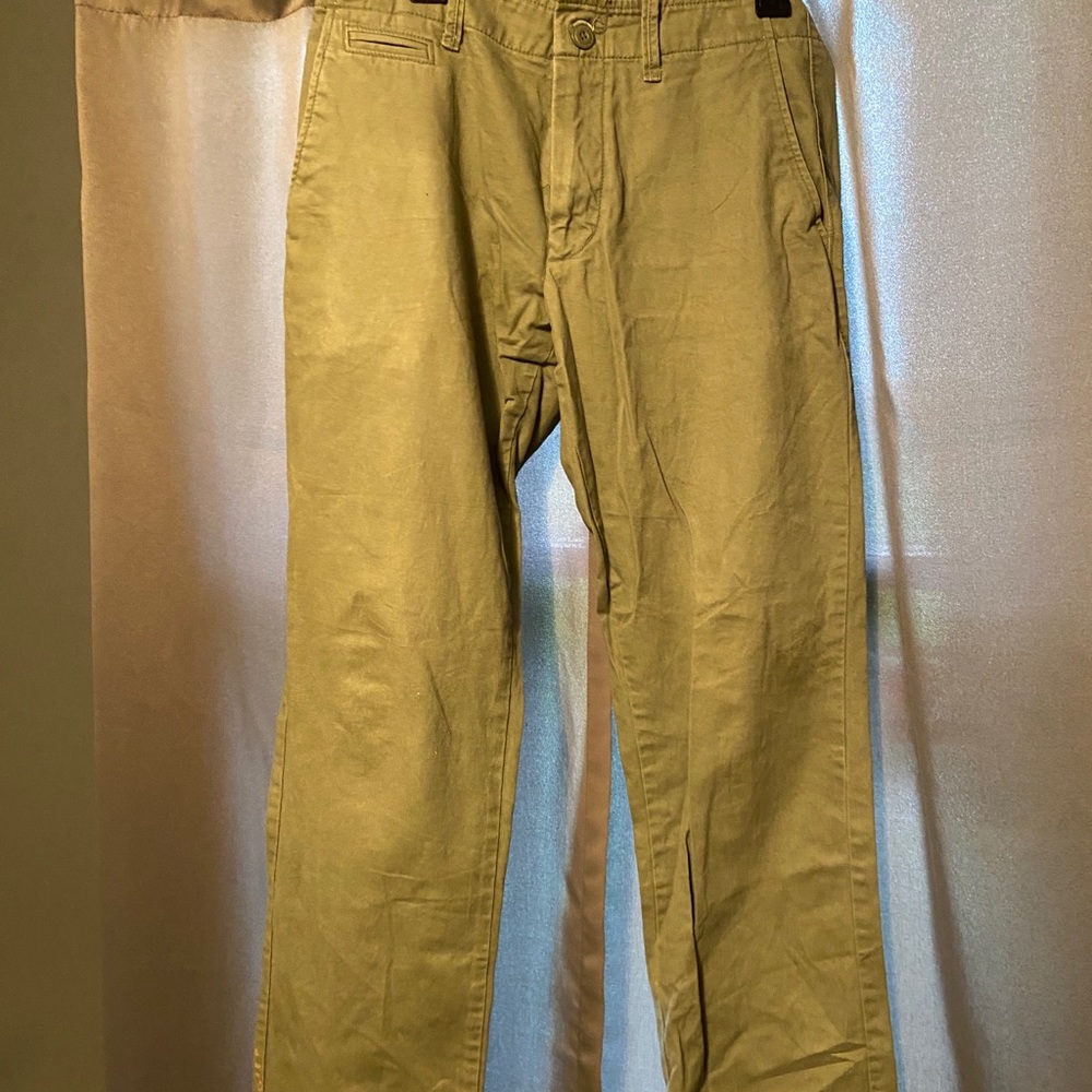 Men’s khaki
